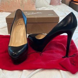 Authentic Christian Louboutin Bianca Platform Heel in Black Leather - 39.5